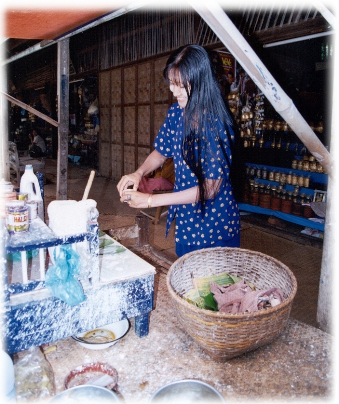 Betel, Bagan Myanmar.jpg